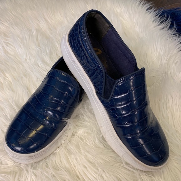 {Sam Edelman} Navy Leather Outsole | Snake/Croc Pattern | Lifted Sole 7.5 Womens - Picture 1 of 8